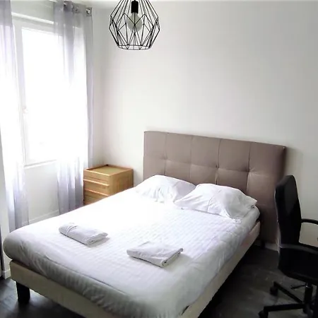 T4 90m2 3 Chbres Hypercentre Apartment