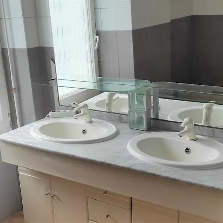 Apartment T4 90m2 3 Chbres Hypercentre *